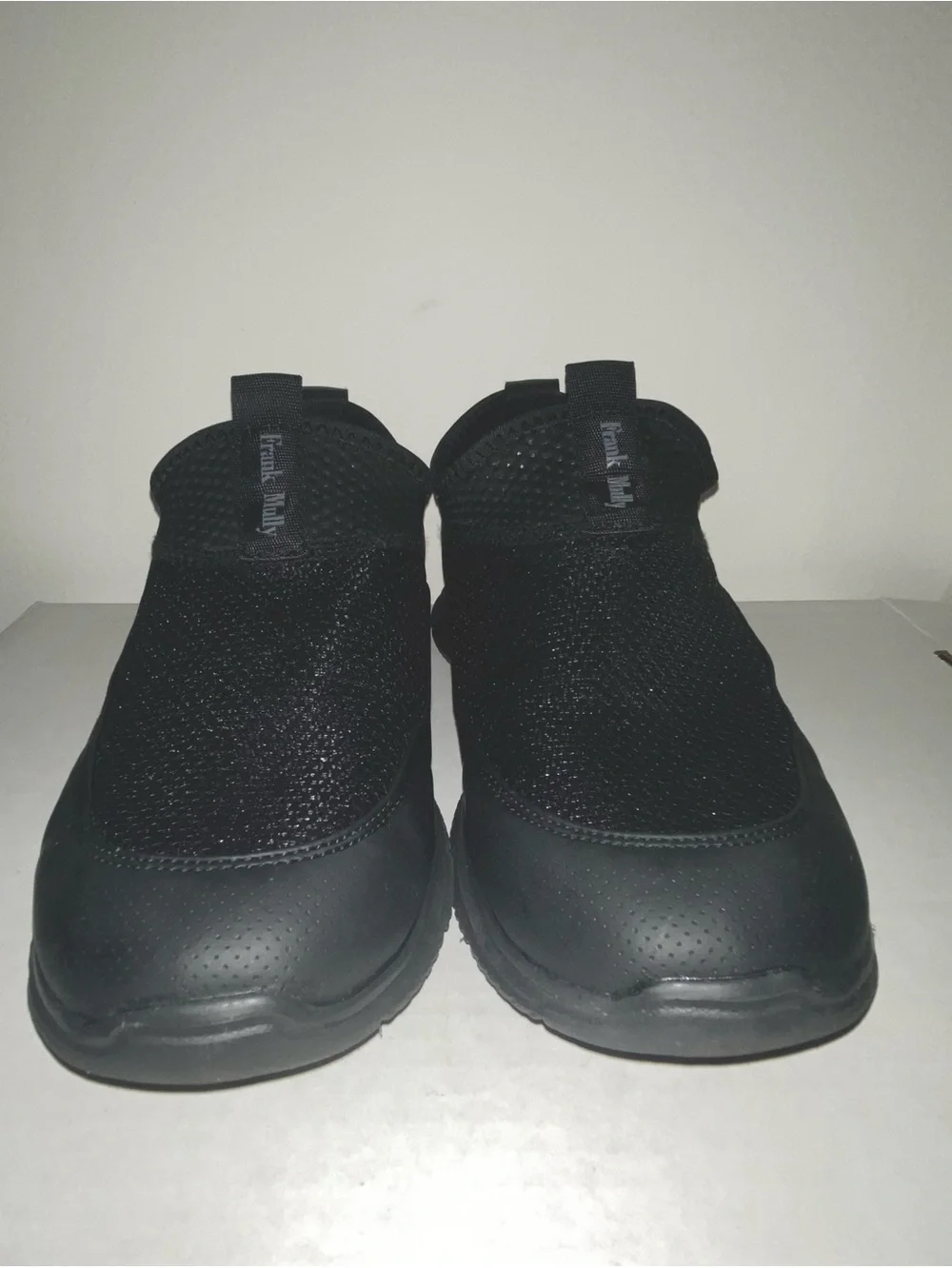 Frank Mully Men's Slip-On Knit Walk Shoes. BlackLightweight Weights Ounces. 8.5.